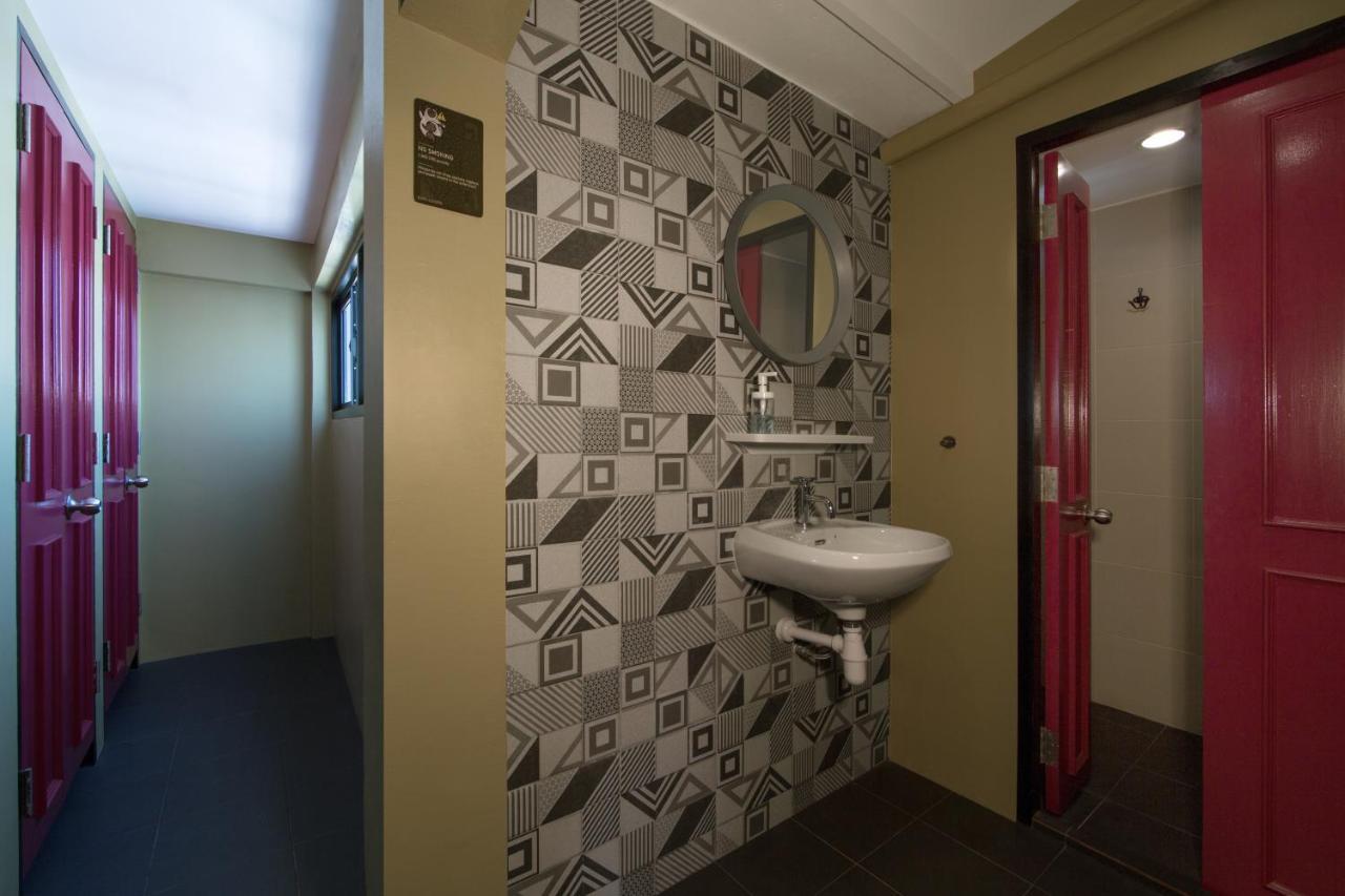 Siam Colors Hostel Bangkok Ngoại thất bức ảnh